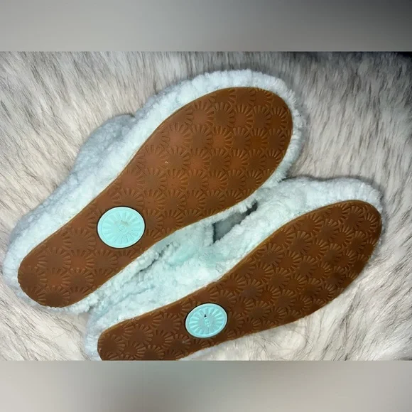 UGG Oh Yeah Slides In Sky! - Picture 11 of 11